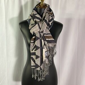 🛍 6 for $35 • Blue, White & Mustard Geometric Print Fringe Scarf